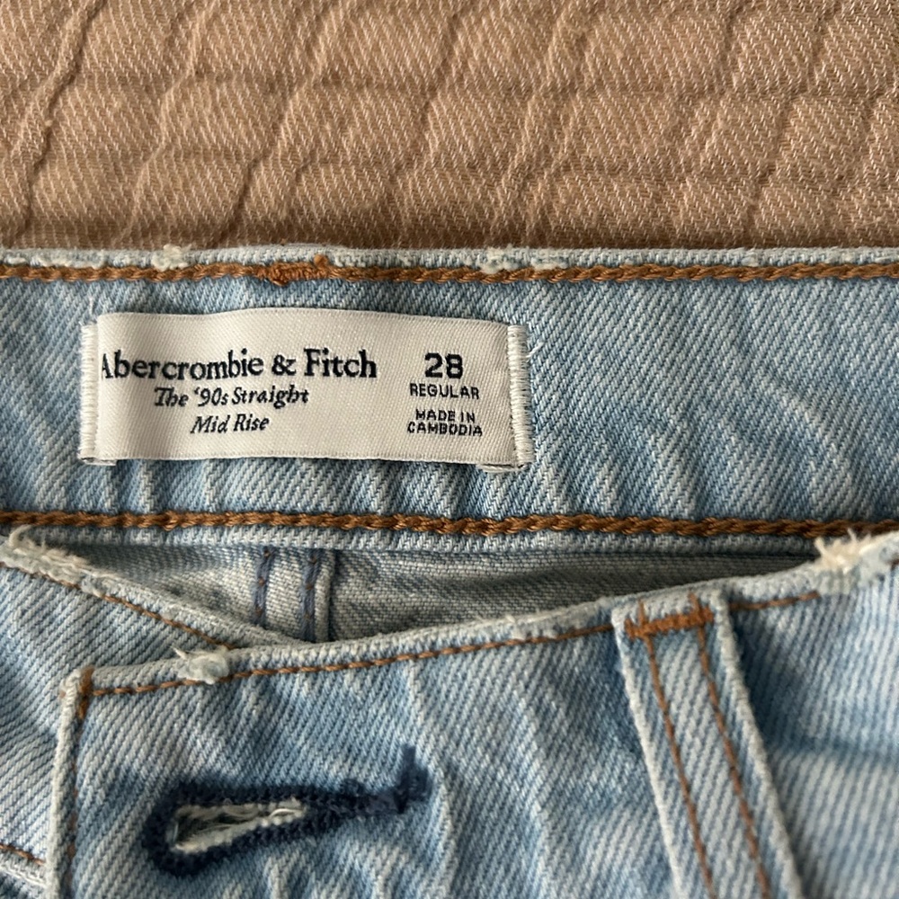 Abercrombie & Fitch Mid Rise Light Blue Denim